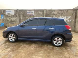 A picture of 2005 Toyota Matrix