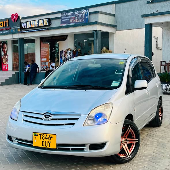 A picture of Toyota spacio for sale price 14 8M0753322015