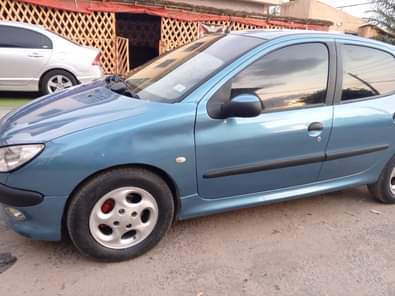 A picture of Peugeot 206 Automatic Transmission for salw Super Clean body and