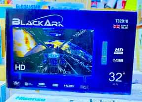 A picture of 32inch tv flameless tv