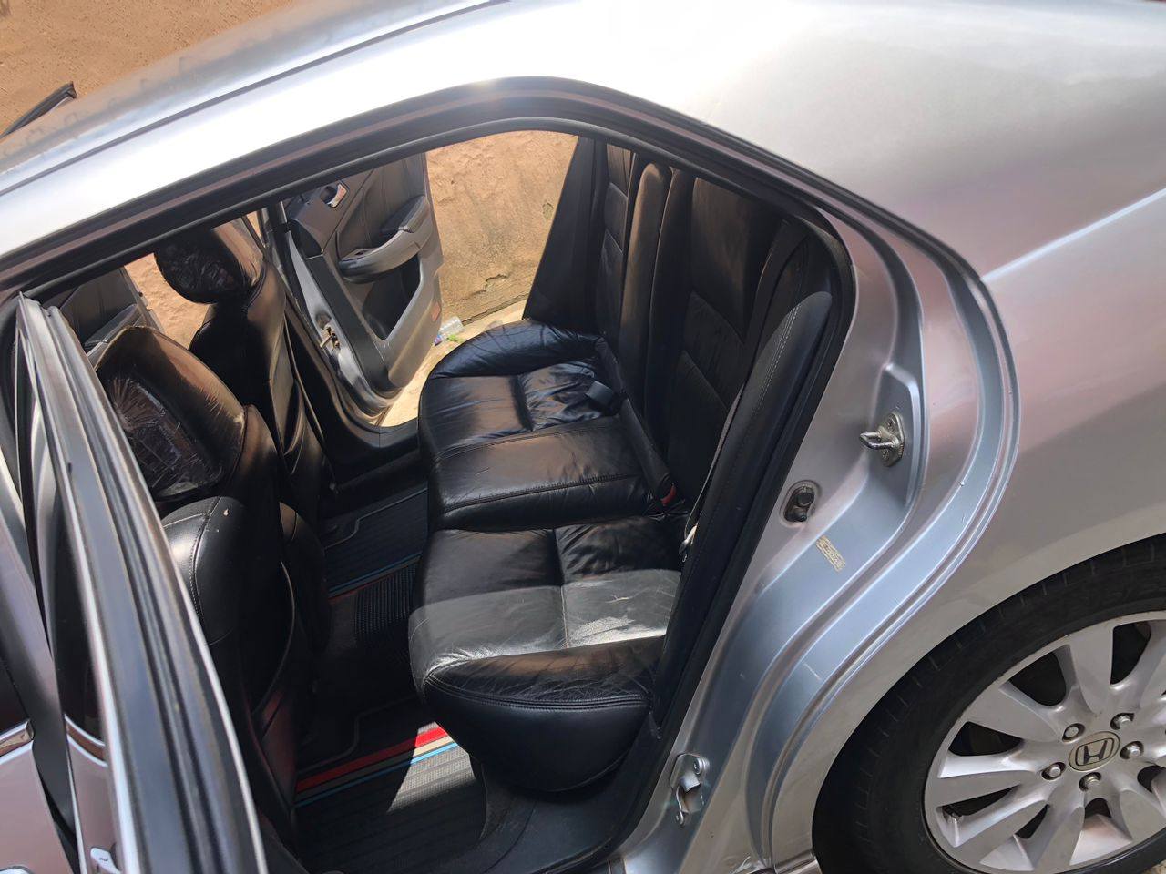A picture of Honda accord 2006 v6 Tok standard