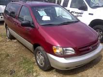 A picture of URGENT SERIOUS BUYERS ONLY Toyota Sienna 99 model 2347063541986 Whatsapp