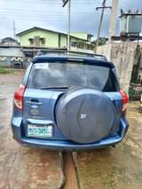 A picture of URGENT SALE Clean Reg 07 Toyota RAV4 first body 4plugs