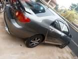 A picture of TOYOTA COROLLA 2004