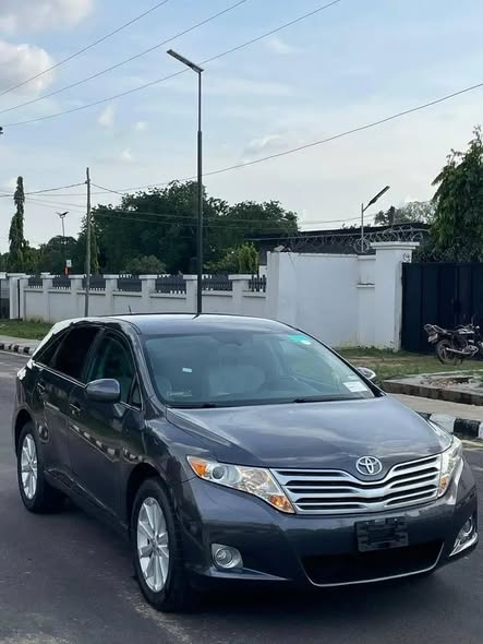 A picture of Toyota venza