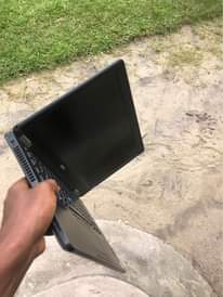 A picture of DeLL