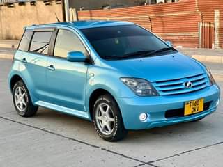 A picture of Toyota Ist