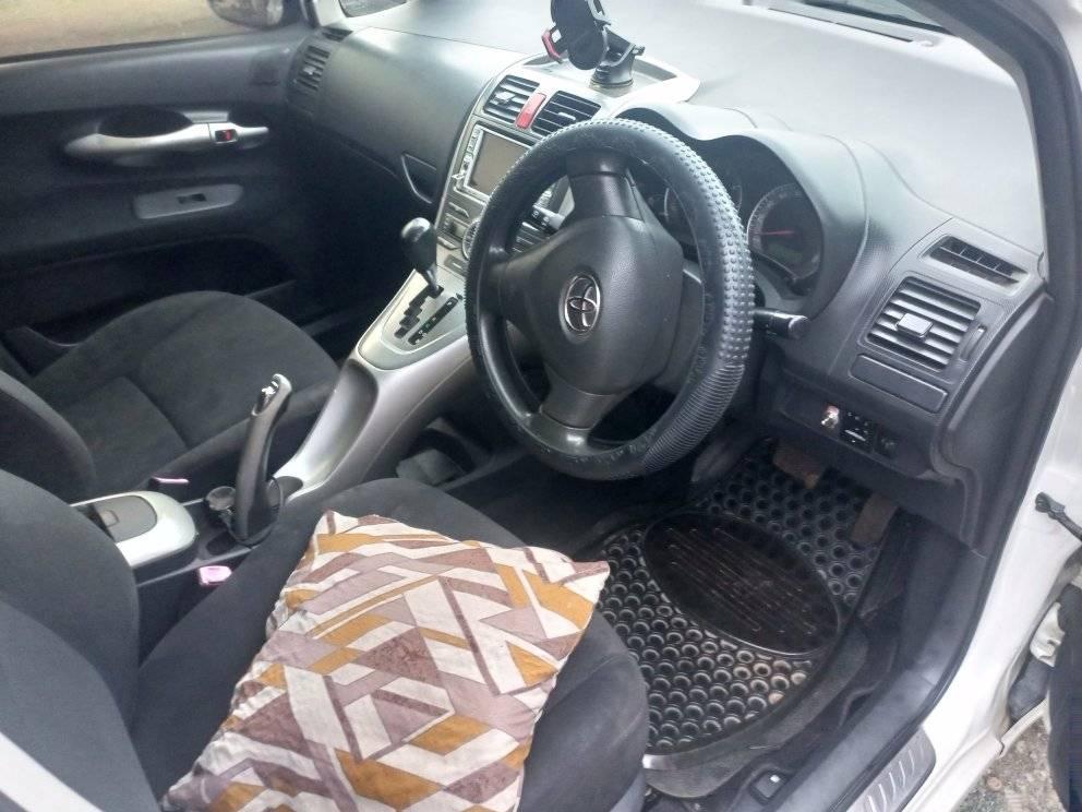 used toyota auris