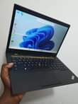 A picture of Lenovo x1 carbon core i7