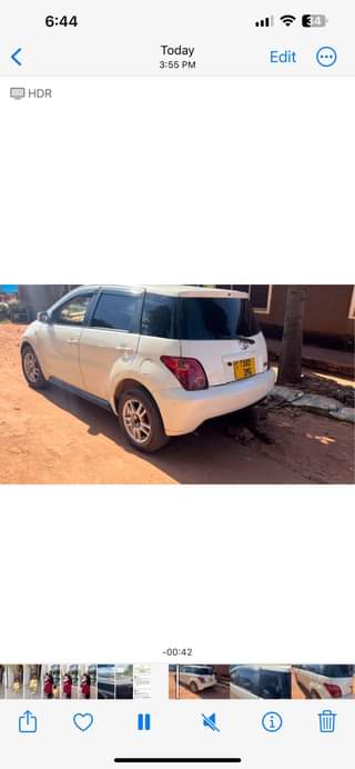 A picture of Toyota Ist
