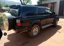 A picture of TOYOTA SURF OLD FORSALE