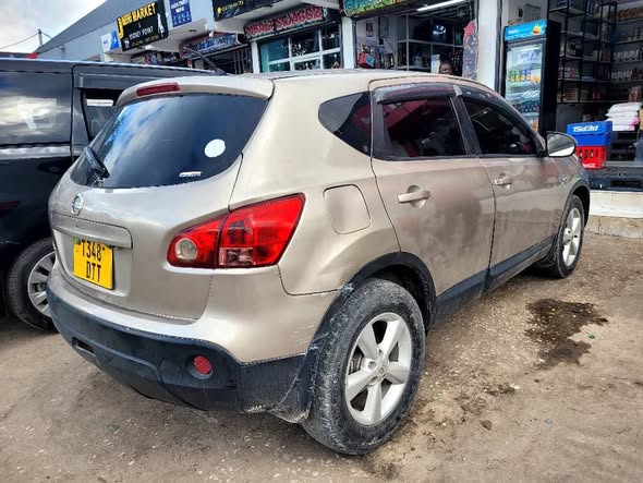 A picture of NISSAN DUALIS BEI 7M FULL DOCUMENT FULL AC 0618 901