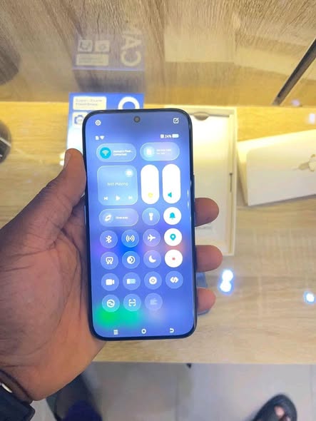 A picture of Tecno Camon 50 pro on sale at UGX 550 000
