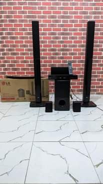 A picture of CALL WHATSAPP 0758326457