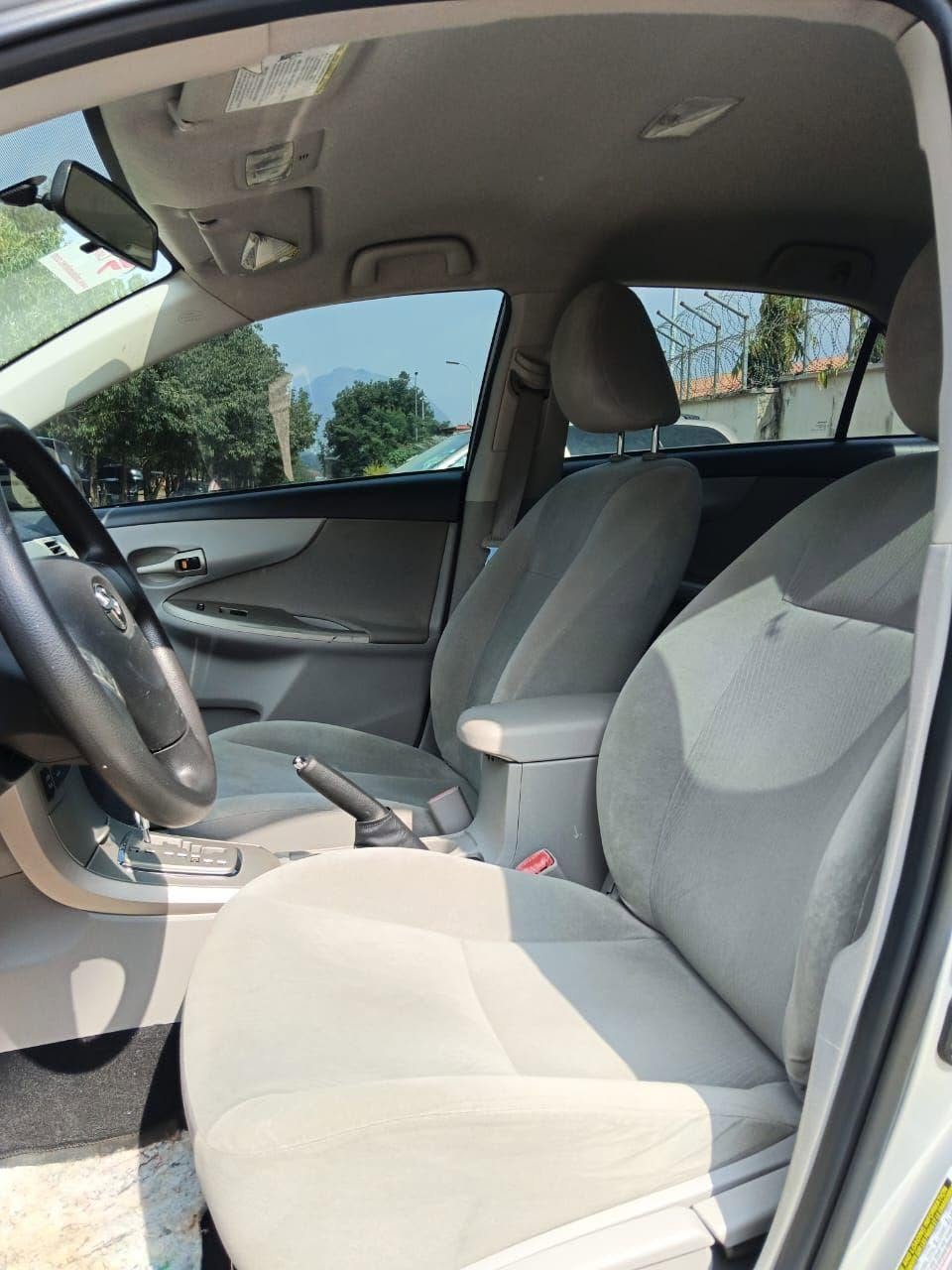 A picture of FOREIGN USED TOYOTA COROLLA LE 2013 MODEL