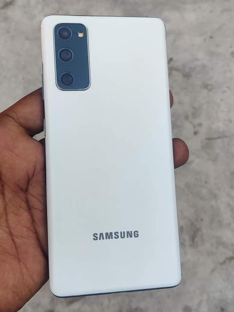 samsung s20