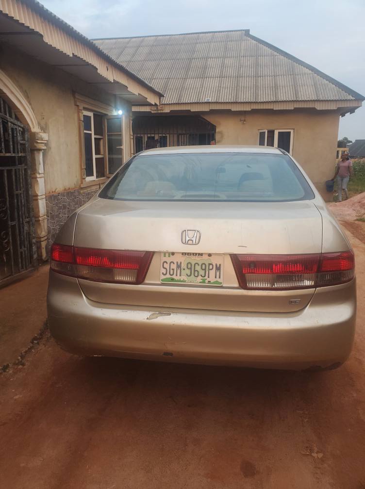 A picture of Honda Accord 2005
