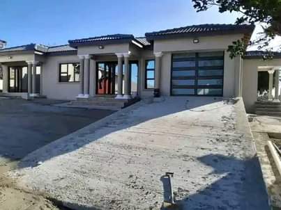 Sihle I.