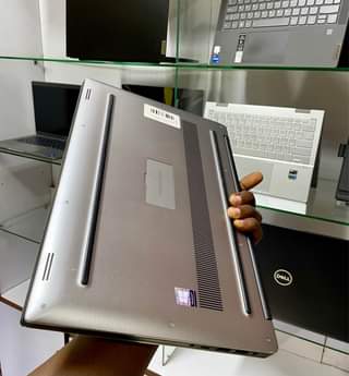 A picture of Dell Precision 5520