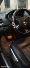 A picture of First body distress sale Black ml 350 Benz 2007 08