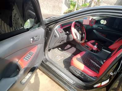 A picture of Dealer rush Distress sale ES 350 3 5m Buyer settle