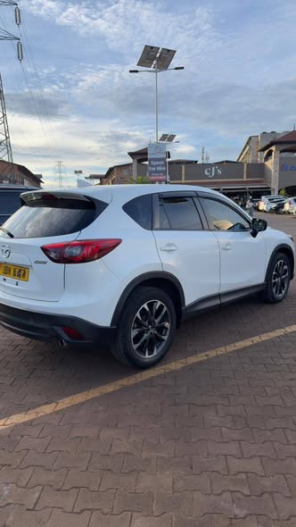 A picture of Mazda CX5 2015 diesel 44m Call 0703829297