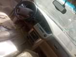 A picture of Toyota sienna 01 02