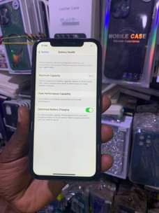 A picture of Iphone xR