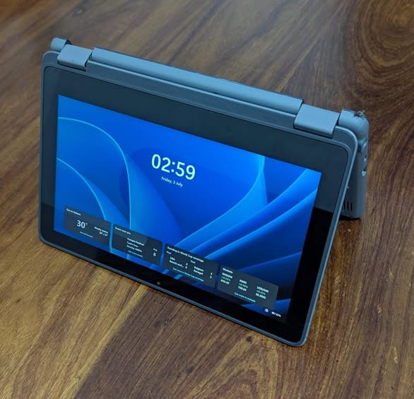 A picture of DELL LATITUDE 3120