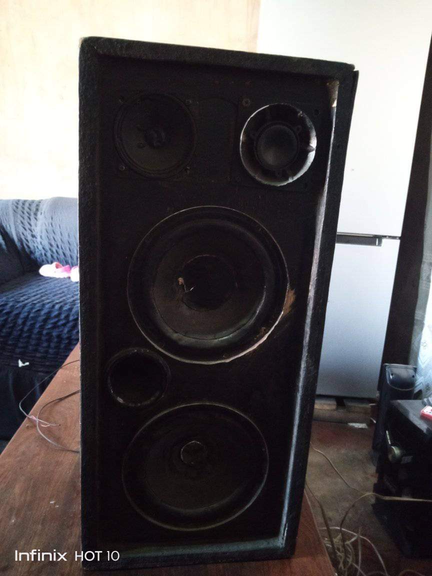 speakers