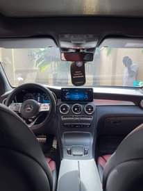 A picture of suv glc 200 4matic