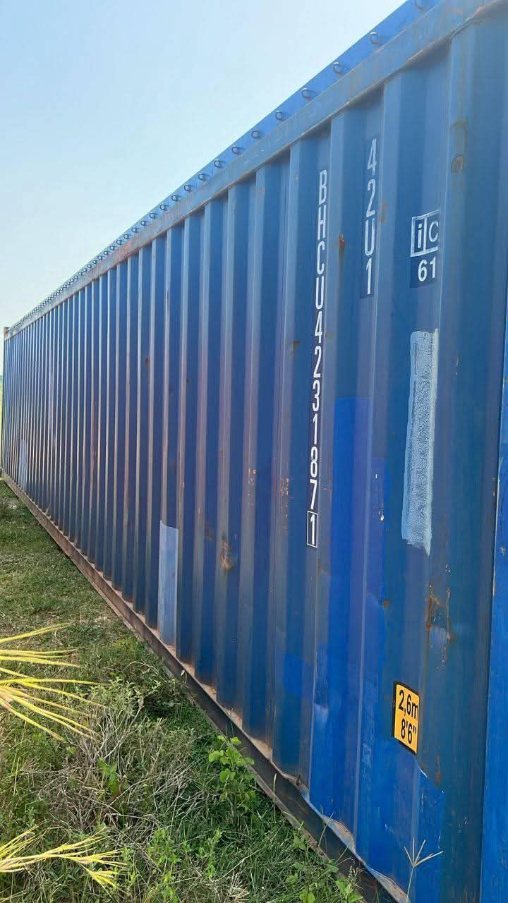 A picture of Containers