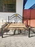 A picture of Kitanda cha chuma
