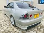 A picture of TOYOTA ALTEZZA BEI 4.9MIL TUU CHAP