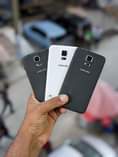 A picture of Samsung s5