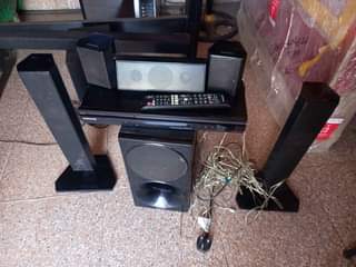 A picture of Samsung Hometheatre 1000 Watts