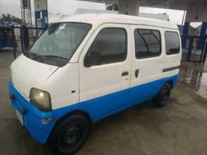 A picture of Confirm dealer buy As Edey Hot motors Mini bus Clean