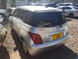 A picture of Ist M8 8 mwanza call WhatsApp 0686108116