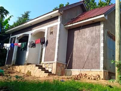 A picture of  MATUGGA KIGOGWA TOWN 2single rooms shop room On quick
