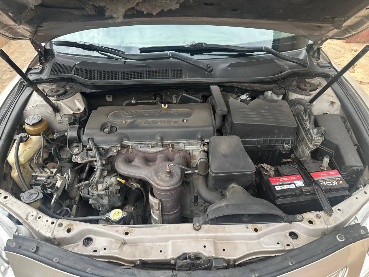 A picture of Toyota Camry muscle few months used first body pan engine