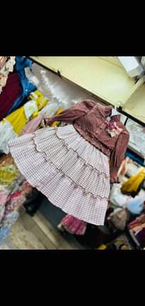 A picture of 255 752 427 192 WhatsApp order contact number