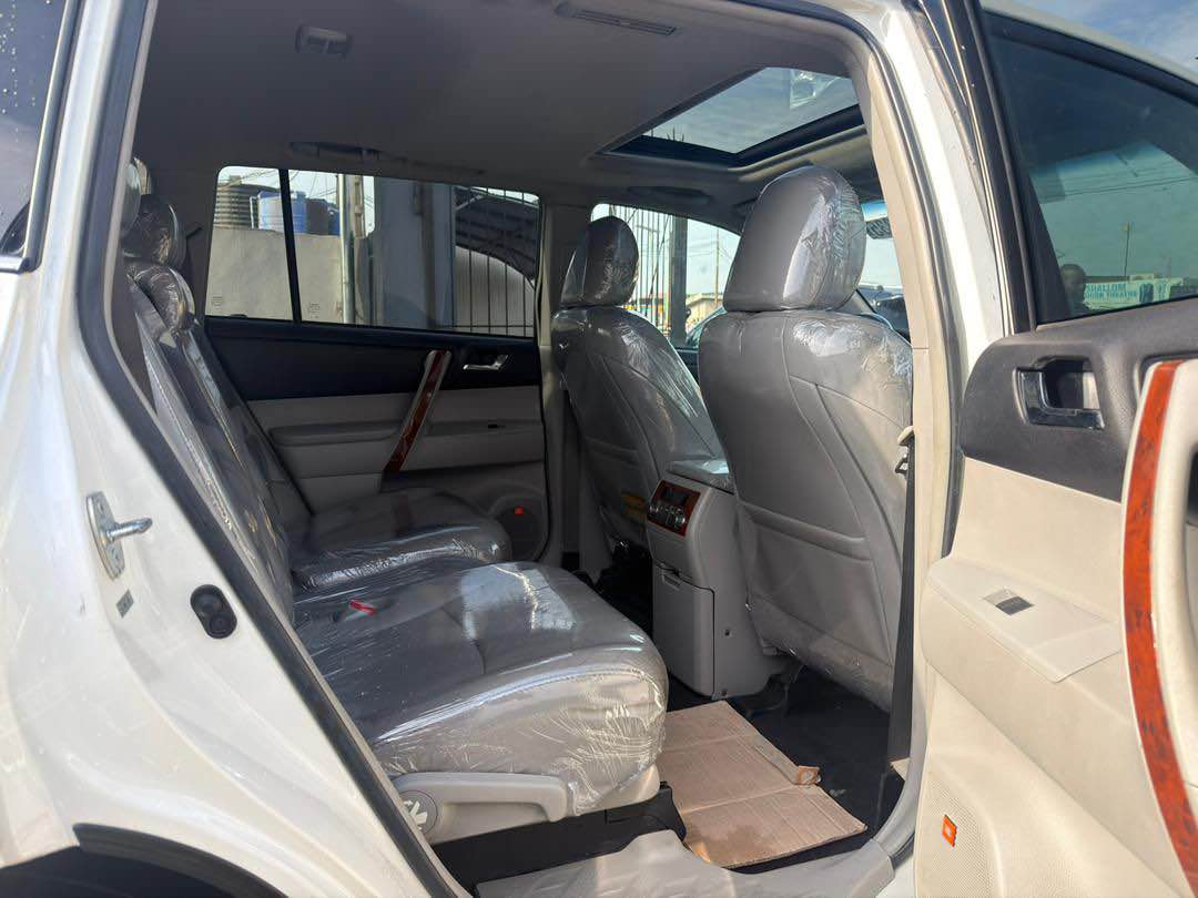 A picture of Foreign Used 2013 Toyota Highlander Limited Edition Full Option First
