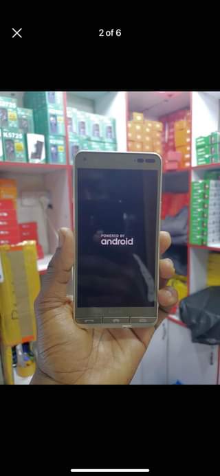 A picture of BASIO 32GB STORAGE PRICE 155000 Ugx CALL WHATAPP 0702779823