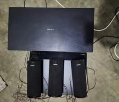 A picture of SONY DVD HOME THEATER SYSTEM