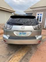A picture of Less than a year registered 2004 RX330 Pure first body