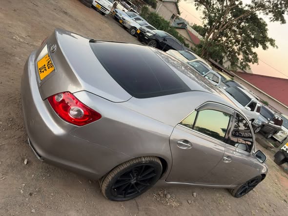 A picture of TOYOTA MARK X