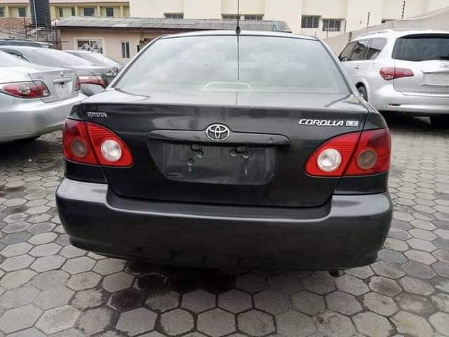 A picture of Toyota corolla le