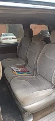 A picture of FRESH AND FEW HOURS SALES ALERT Toyota Sienna 2008 3