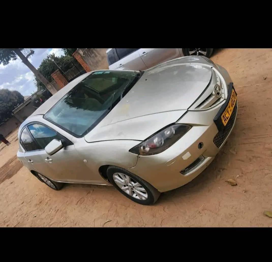 mazda axela