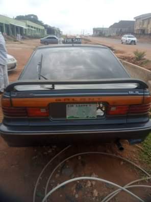A picture of Mishibush gallant lift back manual transmission engine and gear location